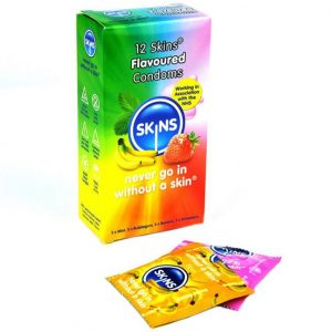 Skins Forskellige Kondomer med Smag 12 stk